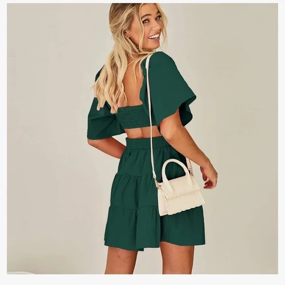 Asymmetrical Green Dress - Picture 9 of 9